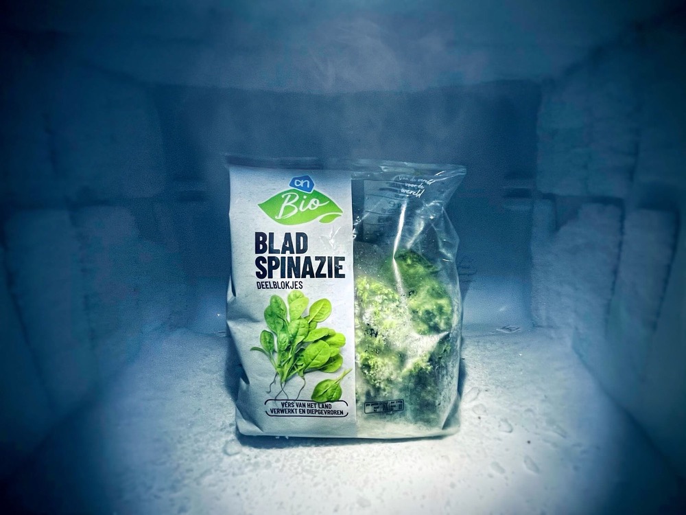 Packaged leaf spinach, photographed for a product shoot
